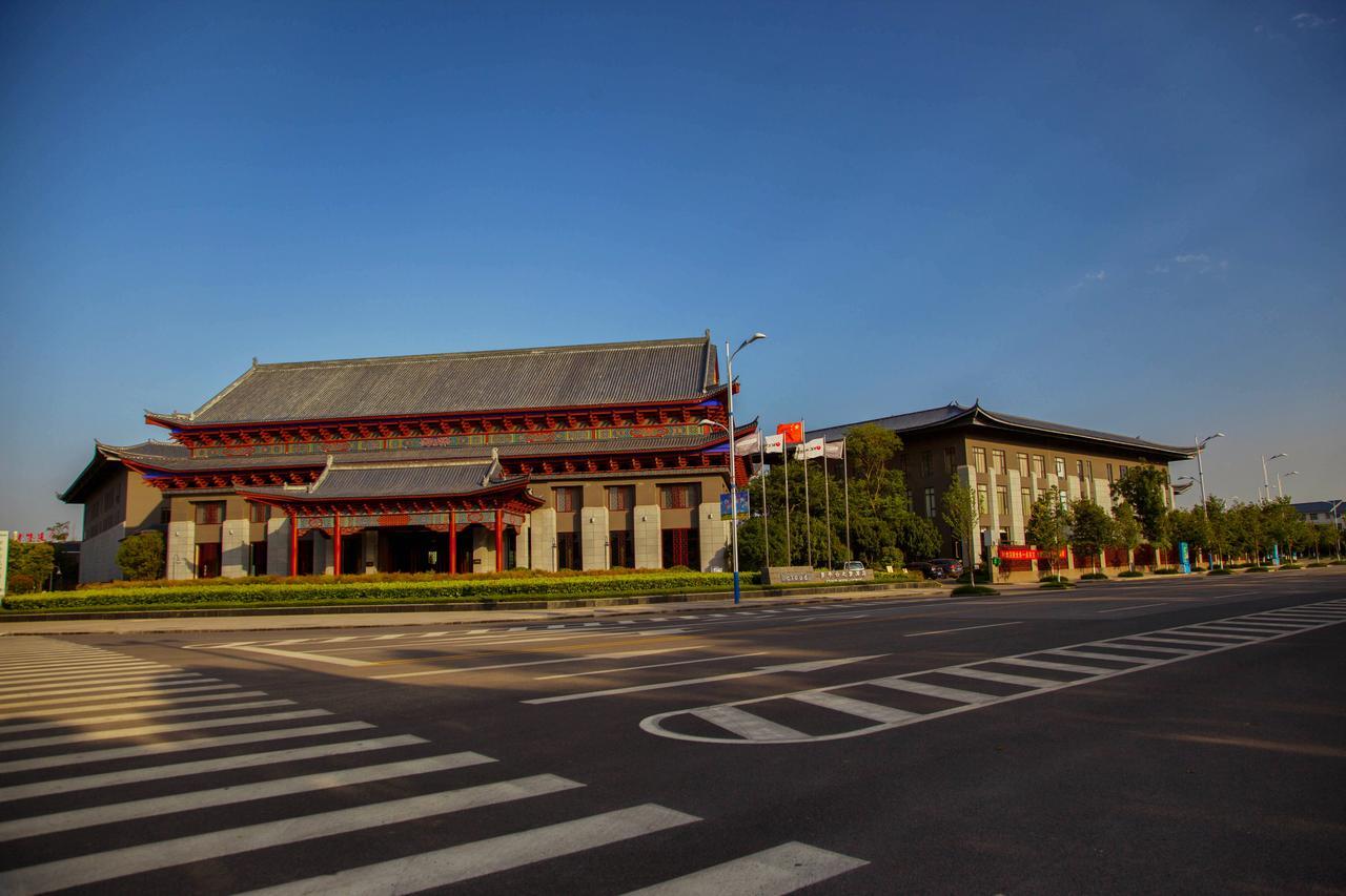 Cloud Luo Ping Hotel Luoping Exterior photo